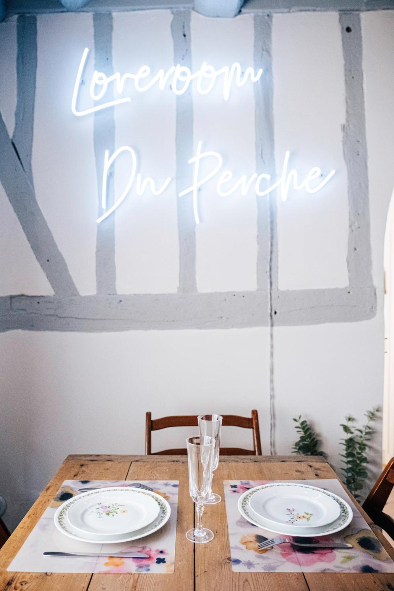 Loveroom Du Perche : Maison Avec Balneo Moulins-la-Marche Exterior foto
